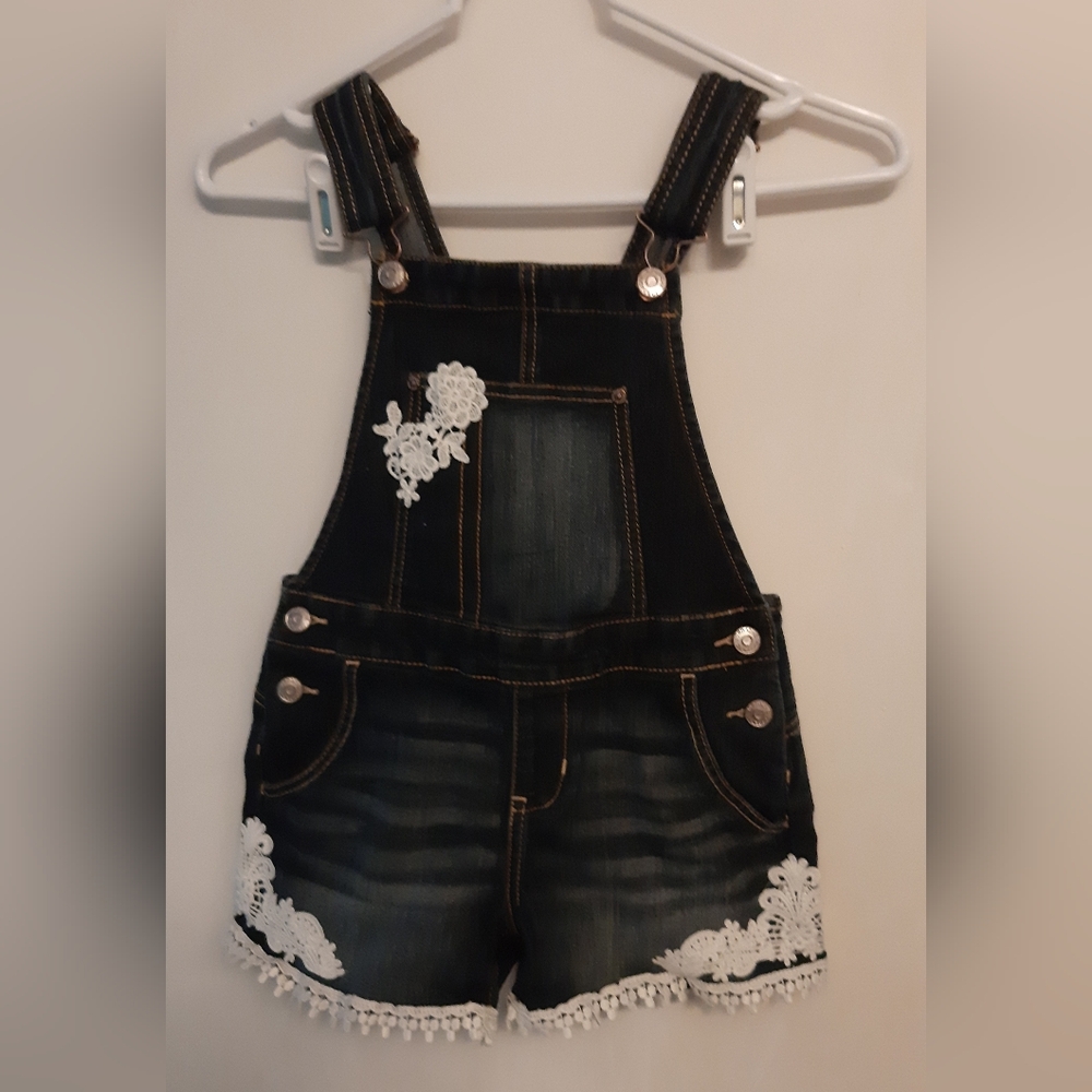 EUC Jordache Jeans Denim White Applique Overall Shorts Childs Size 7-8